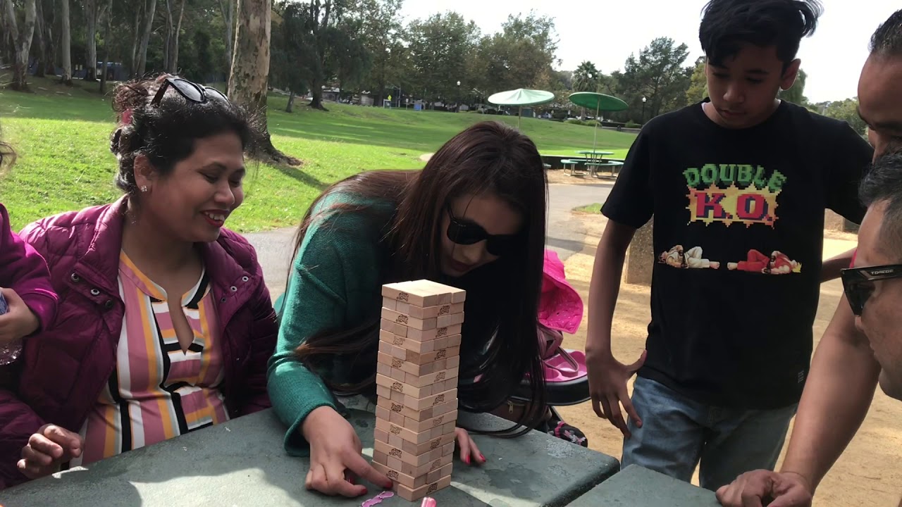 How does Nepali Family Picnic In USA looks like