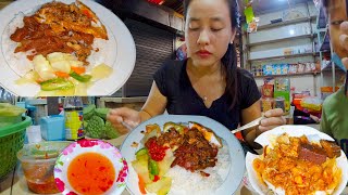 $1.25 A Plate Of Pork Rice - Delicious Breakfast For Sales @ Boeng Tompon Market