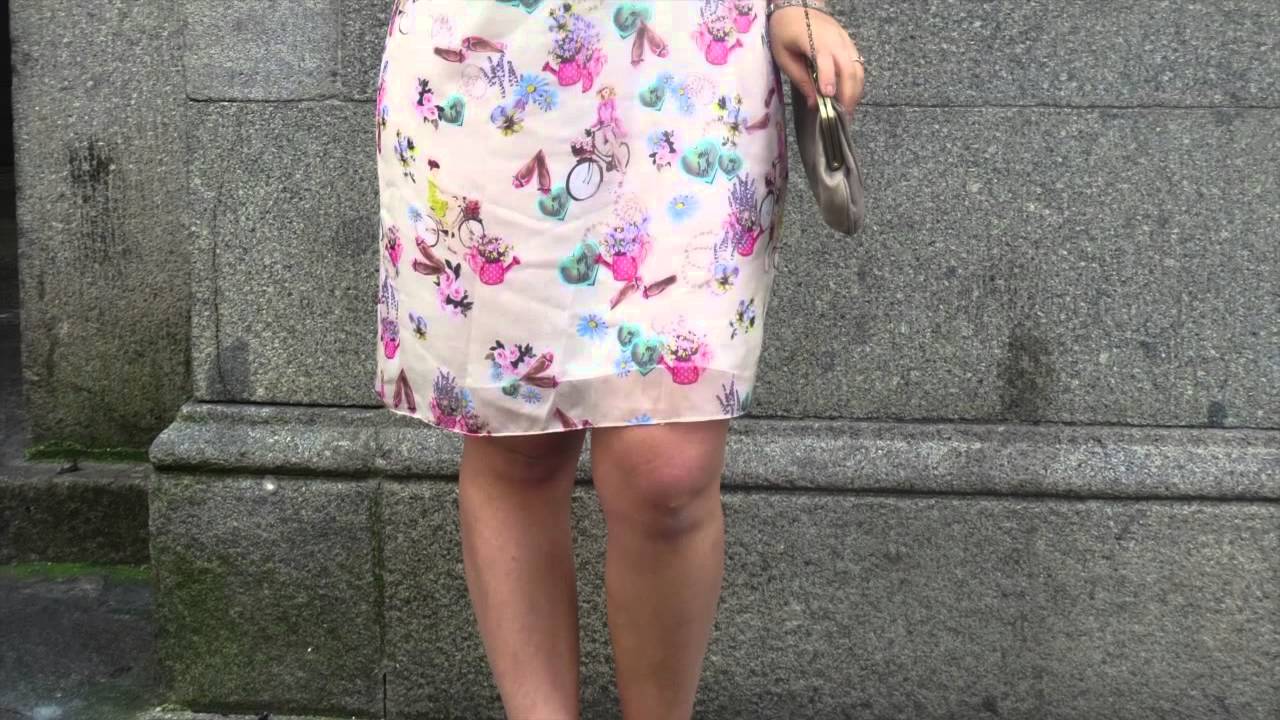 Mandavi @The Red Notebook Fashion Stylist and Fashion blogger  London, UK, India