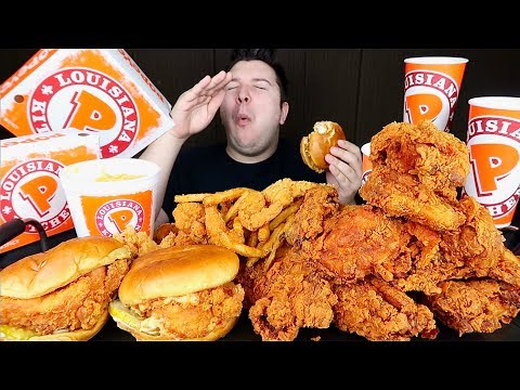 Trying Popeye's New Chicken Sandwich • MUKBANG