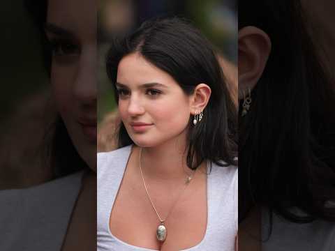 She Is Cute Music Stay Newmusic Art Streetart Zax Zaxphoto Streetphotography Streetphoto