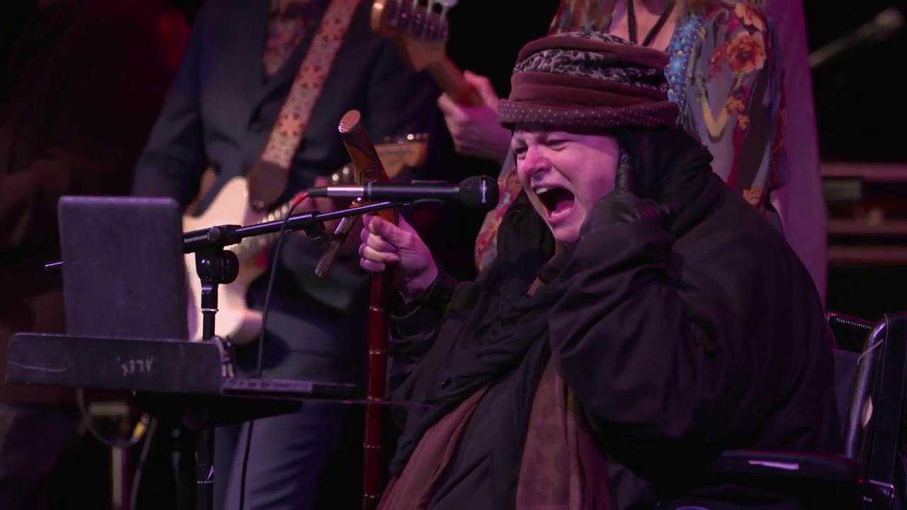 Sister Maud Hudson with Steve Wynn – Don't Do It