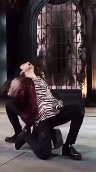 V be like🐯:jungkook you have some problem🥺 but I will carry your problems🔥💕💯 #taekook #vkook