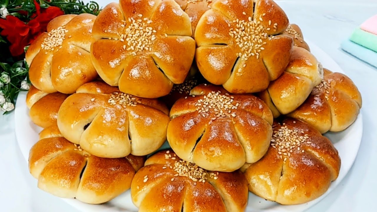 القرص الطريه بالعجوه❗️أو القرص بالتمر اقتصادية  بدون حليب أو زبده أو سمنة اعمليها لزوم المدارس 👌