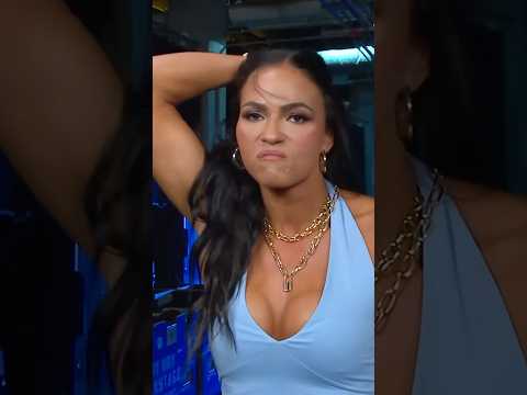 Not sure if Giulia and Kiana James' friendship will ever recover from this… 💔😭 #SmackDown