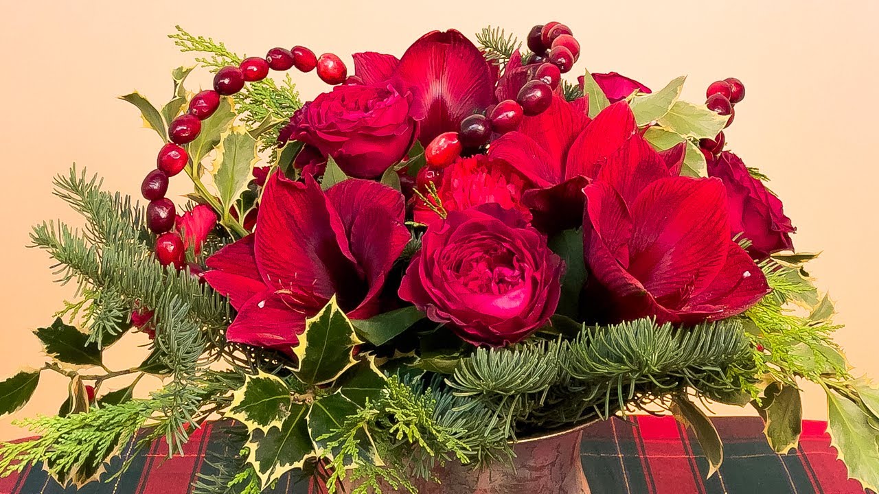Red Christmas Arrangement - YouTube