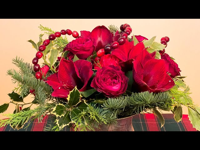 Red Christmas Arrangement - YouTube