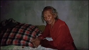 sunguh miris nenek hidup sebatangkara yang tinggal di dekat kuburan jauh dari keramaian