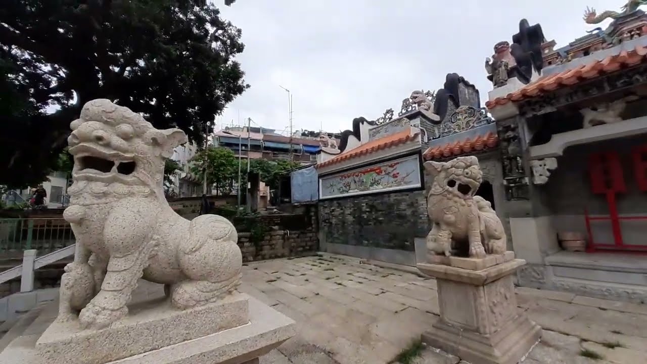 Walk Town Square - Ferry Pier - Pak Tai Temple Cheung Chau Island Hong Kong China 長洲 长洲 香港 中國 中国