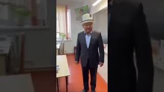 ✅ Ош шаарынын мэри Жеңишбек Токторбаев №7 Н.Нариманов атындагы мектеп-гимназиясына барды.