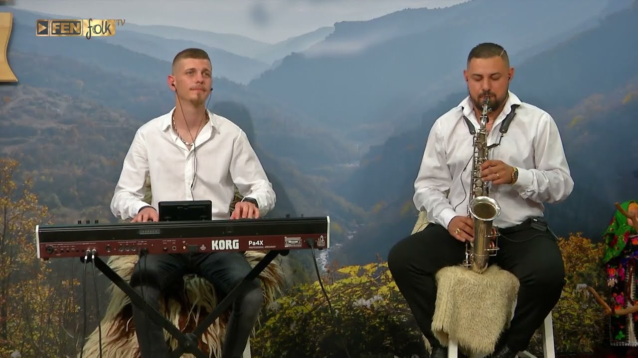 НЕВЕНА МОМНЕВА - Бела съм, бела, юначе