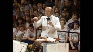 Rozhdestvensky conducts the 'Pas de Deux' from Tchaikovsky's "Nutcracker"