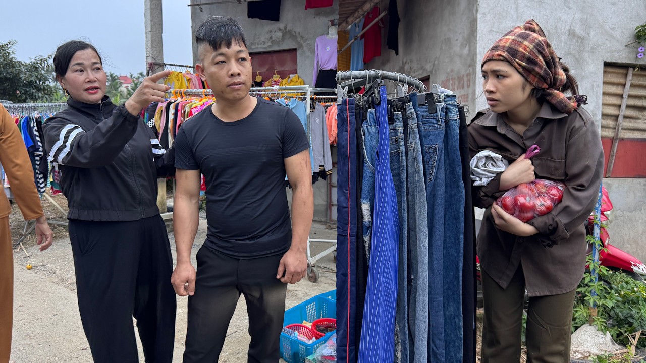 The homeless single mother was terrified when she saw her mother and husband searching for her.