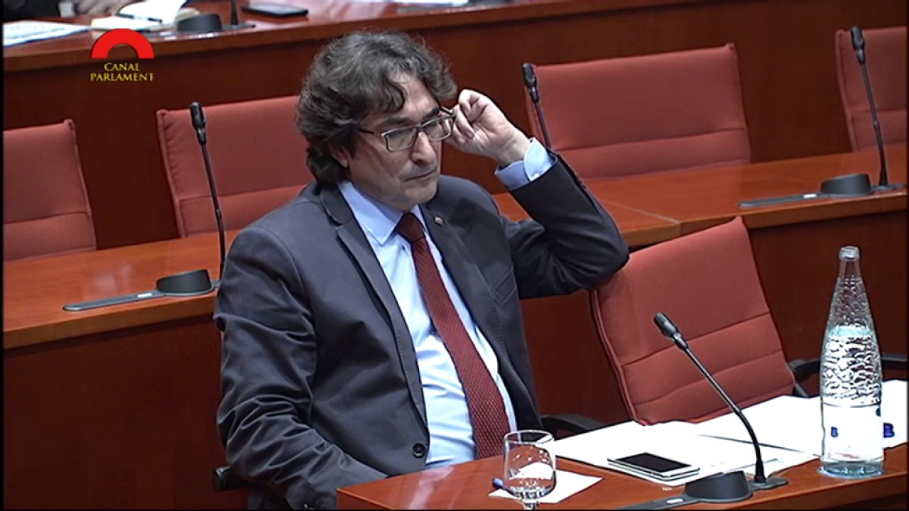 Resposta Nacho Corredor - Parlament de Catalunya - YouTube