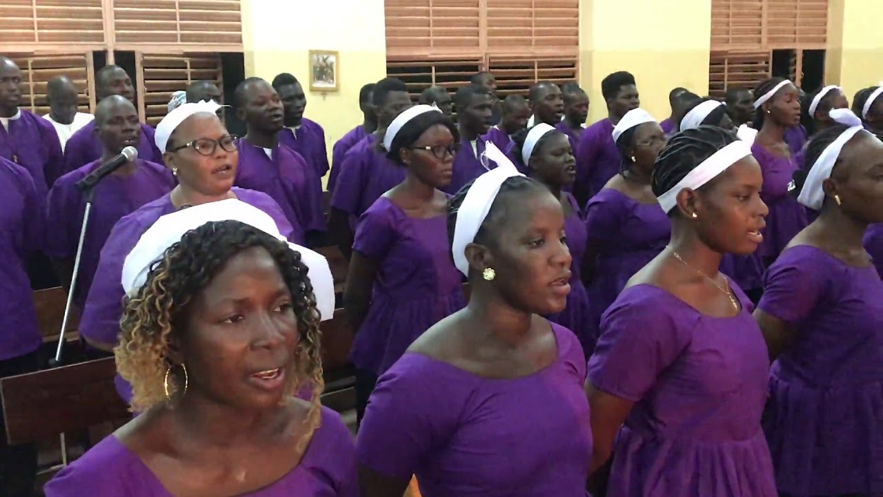 Chant de la Litanie des Saints Obsèques de Monseigneur Jean Gabriel DIARRA Veillée SAN 2019