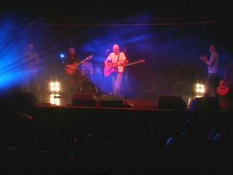 The Caffreys - I See You From a Distance (LIVE) - ...