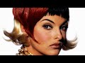 Runway Transformation: The Chameleon Linda Evangelista