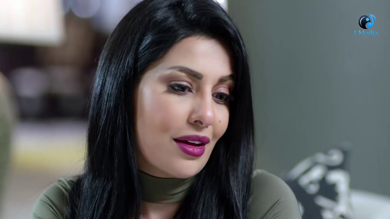 مرات صحبه بتقولو انا  عايزاك  انتا