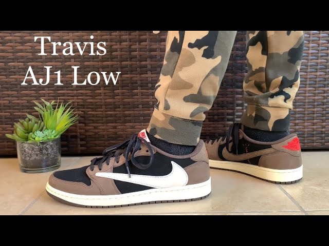 travis scott jordan 1 sizing