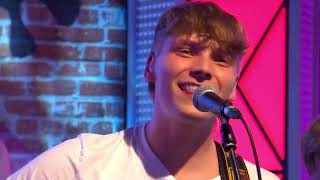 Ben Walker - Just A Boy Live On Cbbc Saturday Mashup
