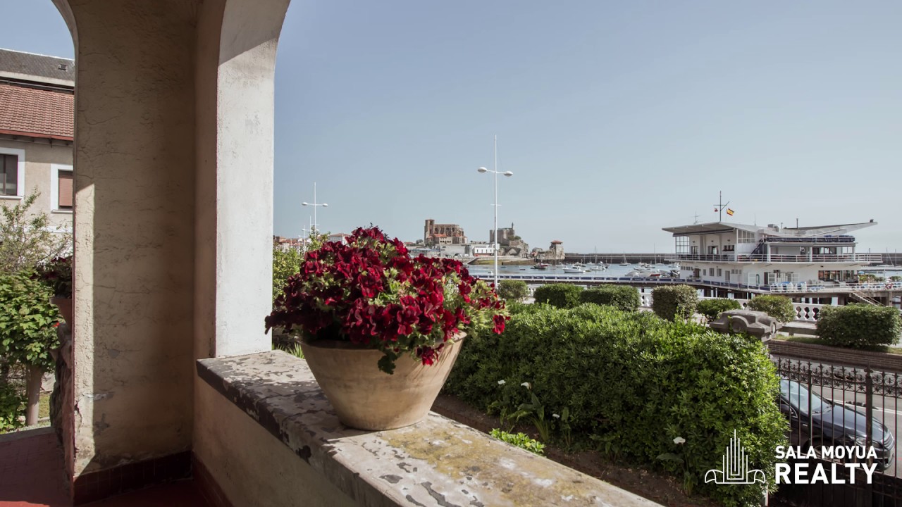 Vivienda unifamiliar en el Paseo Marítimo de Castro Urdiales (Cantabria) y su posible comprador