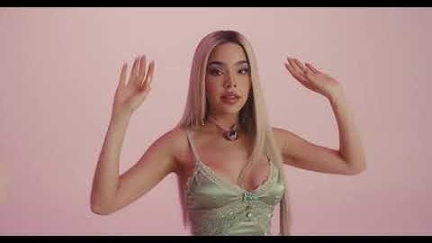 Miranda!, Kenia Os - Siempre Que Lo Beso (Official Video)