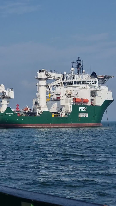 PLATFORM SUPPLY VESSEL WITH HELYPAD #supply #psv #offshore #howtojoinoffshorevessels #automobile