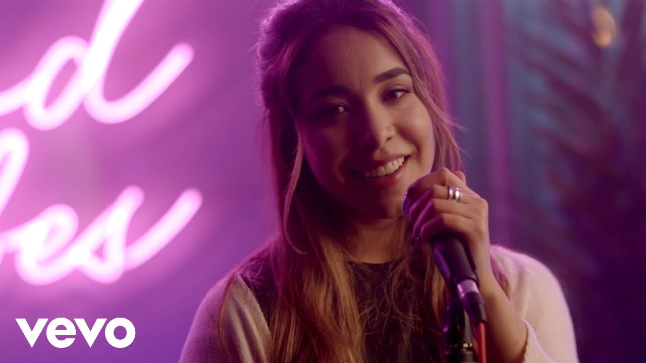 Tonton Dan Abedrop - Que Te Vaya Bien (Video Oficial) di YouTube Tonton Dan Abedrop - Que Te Vaya Bien (Video Oficial) di YouTube