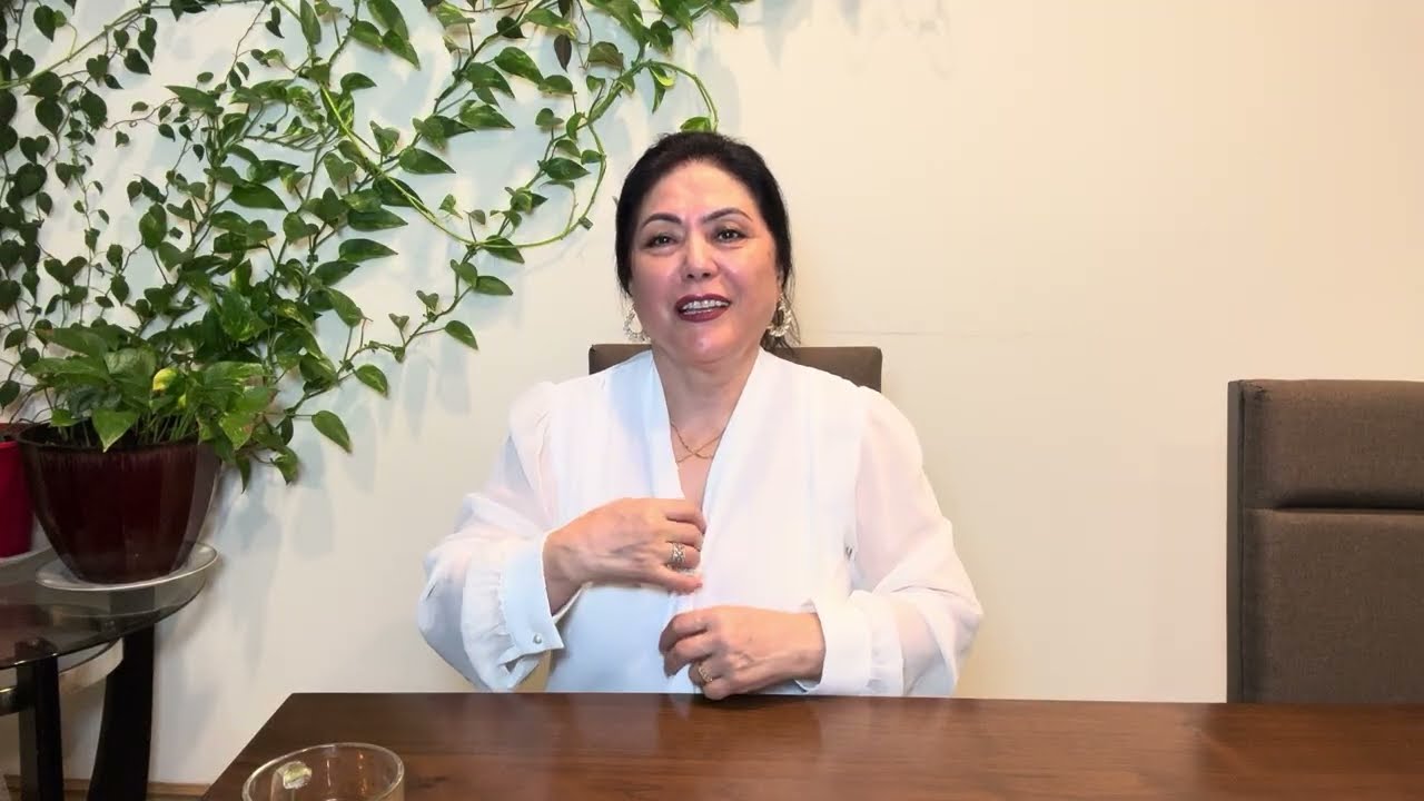 داستان زن افغان از پاکستان ، شوهرم بسیار بد اخلاق هست چند بار مره پیشی ملا برده که طلاق میتم 😢