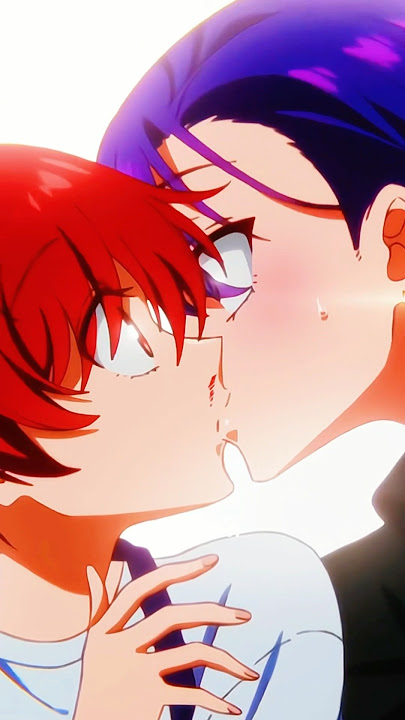 She tumbled and mistakenly kissed him😂 |Anime: Dealing with the Mikadono sisters is a breeze|