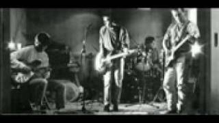 Hombres G - Siempre huele a gasolina