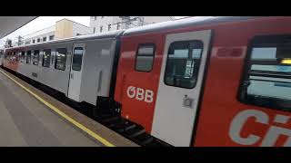ÖBB 1144 216-9 am REX3915 in Linz Hbf am 4.8.2023
