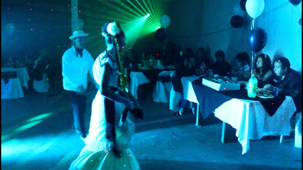 un toque de clase sonido leo 18 anos de karina video phone beyonce mp3