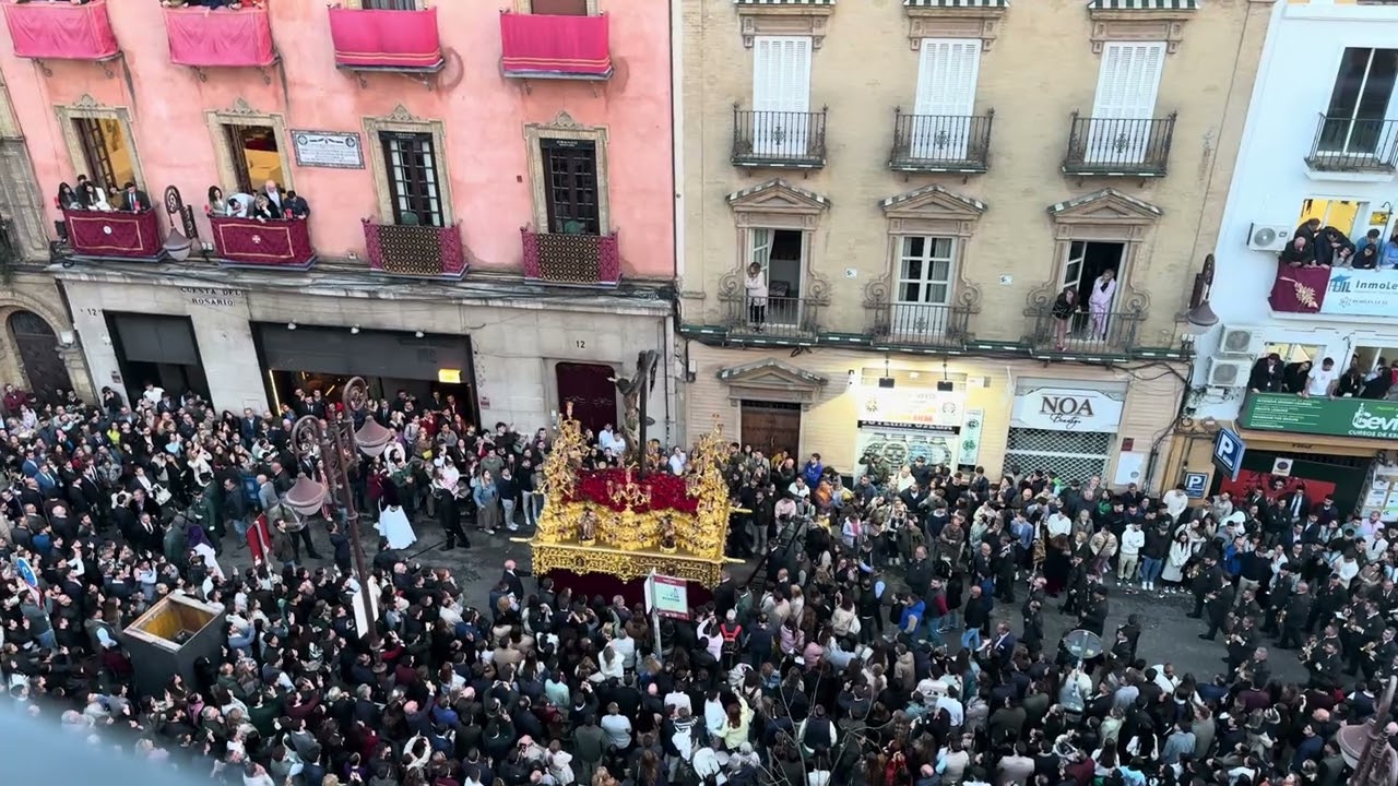 Cristo de la Sangre subiendo la Cuesta del Rosario