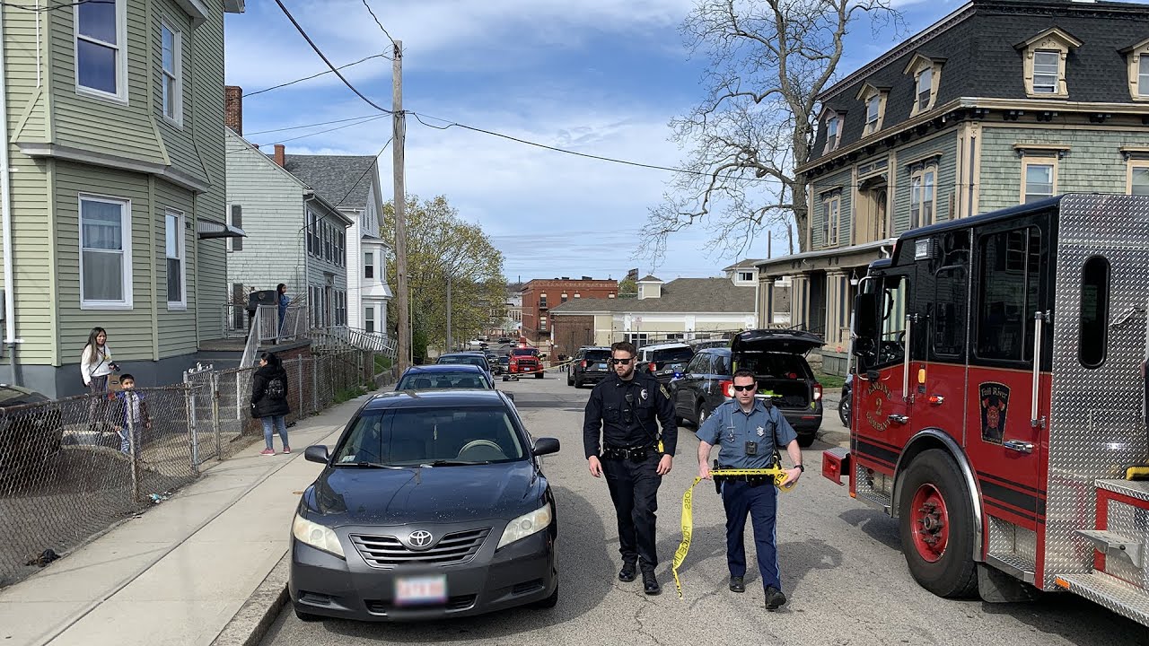 Man seriously injured, suspect arrested in Fall River stabbing - YouTube