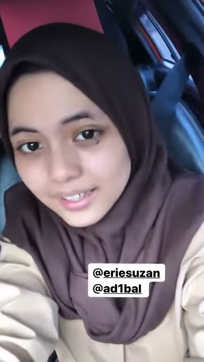 Putri DA menyanyikan lagu Erie Suzan 'perlakukan aku dengan indah'