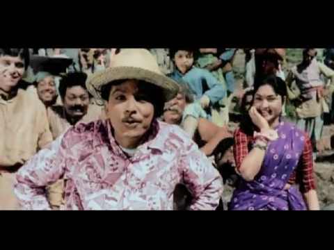 Naan Bombayin Babu Song Lyrics on YouTube