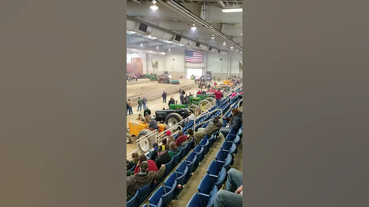 Roger Elwood Harrisburg farmall