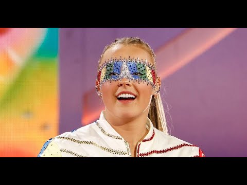 JoJo Siwa's Shocking UK Plans Revealed! - YouTube