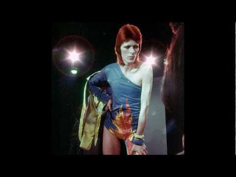 David Bowie.....'Rock N Roll Suicide' (Live)