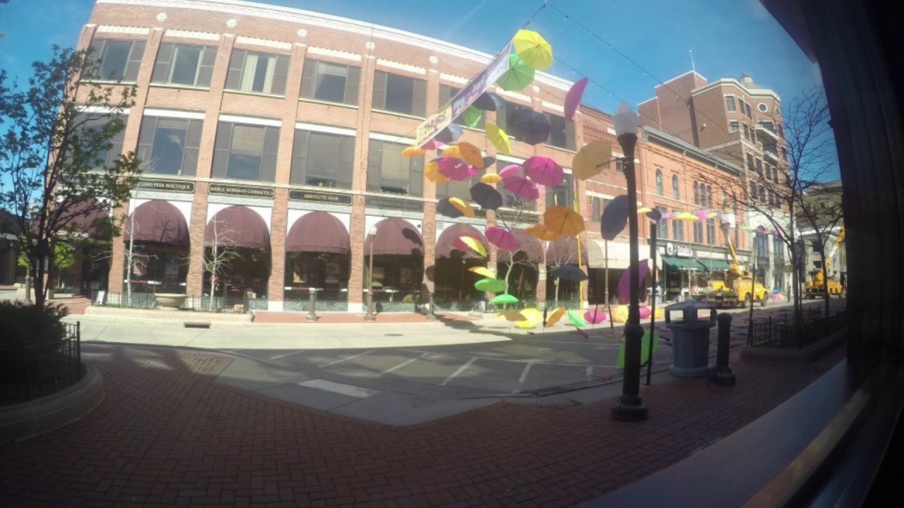 Time lapse of umbrella installation in downtown Wausau YouTube