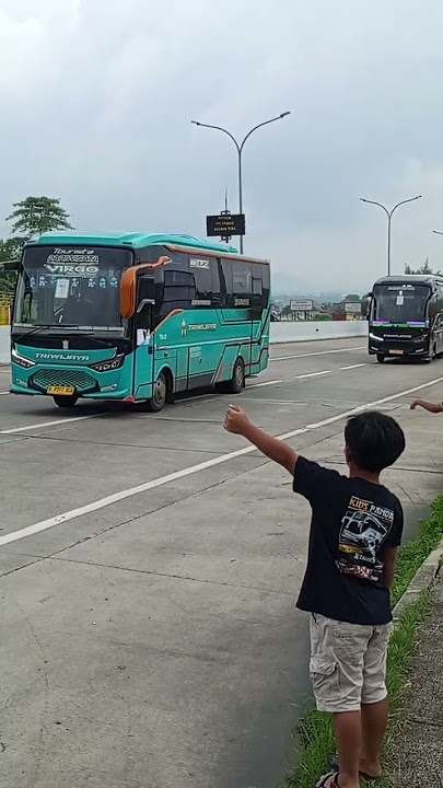 #telolet Halo ' Bandung #basuri