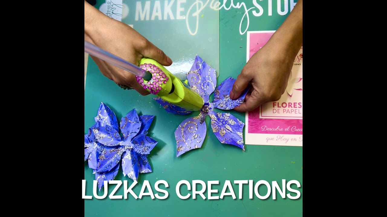 POINSETTIA EN CARTULINA Y CINTAS/LUZKASCREATIONS