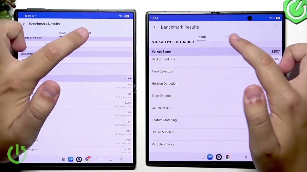 お知らせ❗確認用です。 SAMSUNG Galaxy Z Fold 8 vs SAMSUNG Galaxy Z Fold 8 Ultra