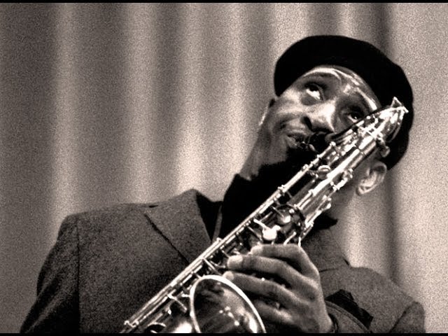 saxophonecolossus.jpg