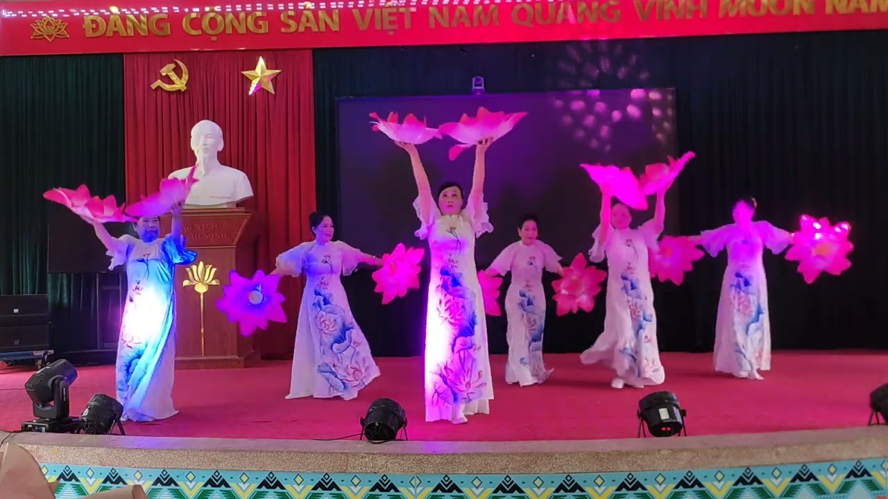 Ngày 11/8/2025 / CLB Thơ tuyên quang giao lưu văn nghệ tại xã tân trào 