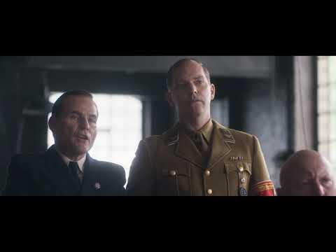 alone-in-berlin---absolutely-the-best-scene