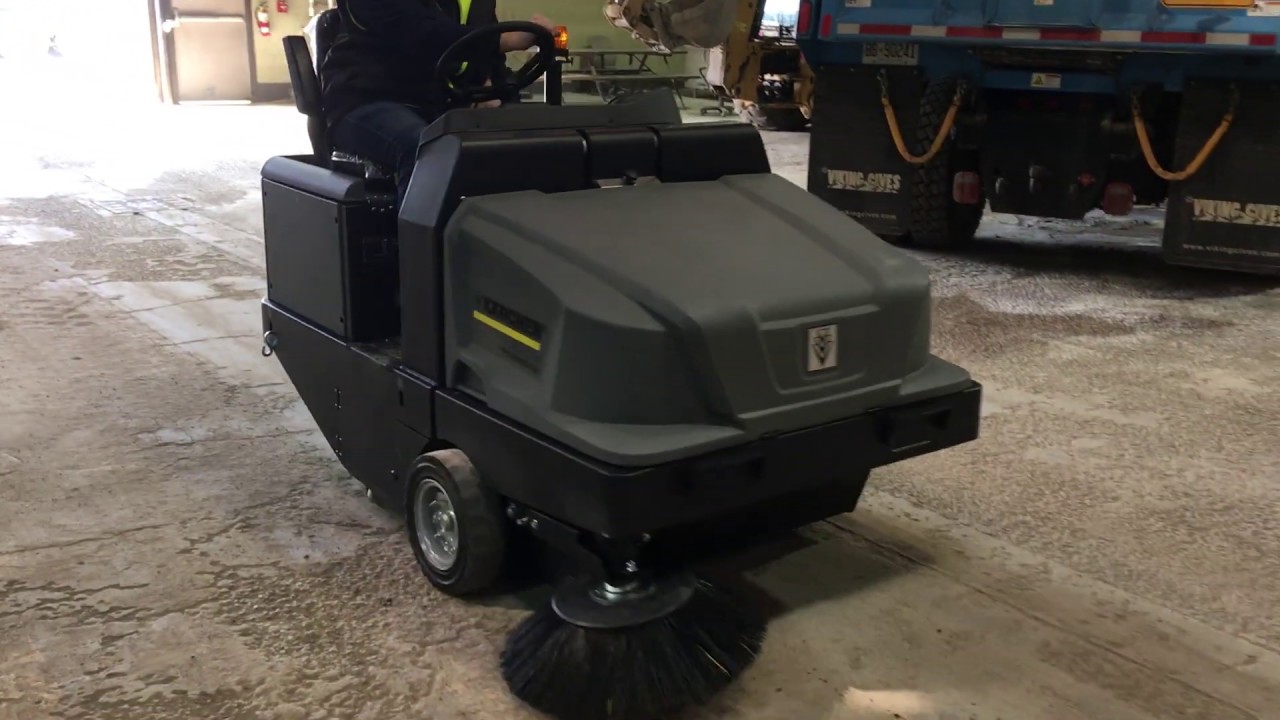 Karcher KM 130/300 Bp Industrial Sweeper YouTube
