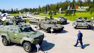 Ужасно!! Россияне показали трофейную военную технику и вооружение НАТО