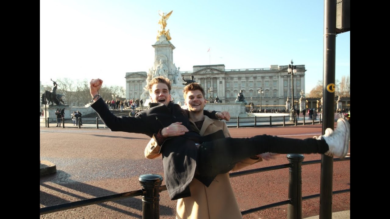 SCAVENGER HUNT WITH JOE SUGG AND JIM CHAPMAN: LONDON LANDMARKS
